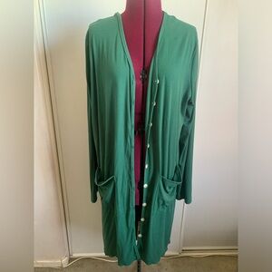 Oversized green button down cardigan w/oversized pockets, Size XXL. 46 inches lg